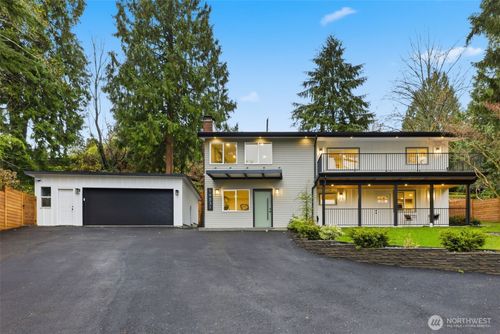 19531 55th Avenue Ne, Lake Forest Park, WA, 98155 | Card Image