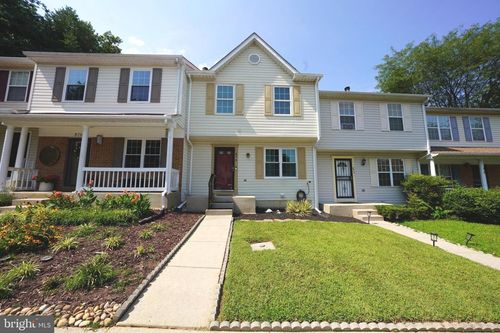 874 Nalley Rd, LANDOVER, MD, 20785-4565 | Card Image