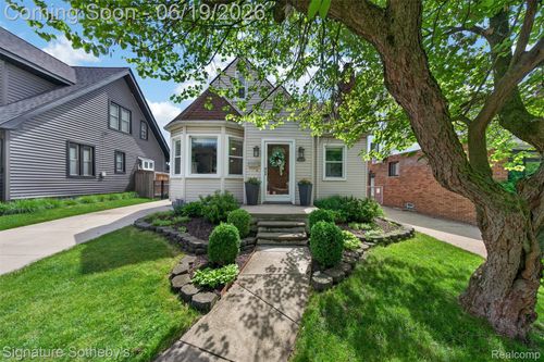 125 S Kenwood Ave, Royal Oak, MI, 48067-3941 | Card Image