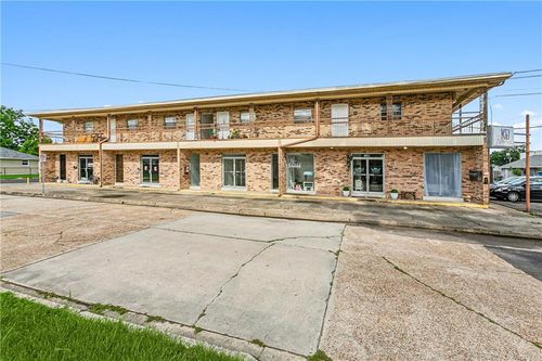 c-700 Phosphor Avenue, Metairie, LA, 70005 | Card Image