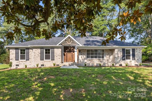 1915 Kingston Dr, Gastonia, NC, 28052-7685 | Card Image