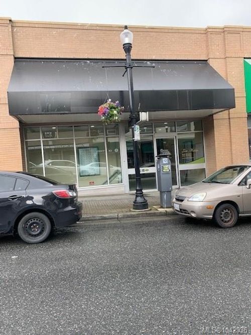 140 Commercial St, Nanaimo, BC, V9R5G6 | Card Image