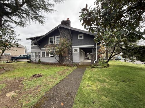 8809 Se Holgate Blvd, Portland, OR, 97266-2851 | Card Image