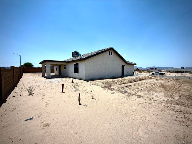 10849 Concho Dr, Home with 3 bedrooms, 2 bathrooms and 2 parking in Wellton AZ | Image 28