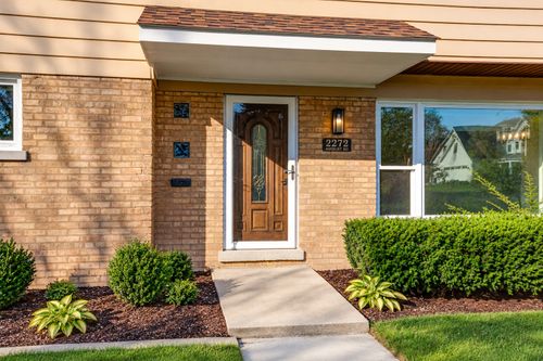 2272 Asbury Rd, Northbrook, IL, 60062-6002 | Card Image