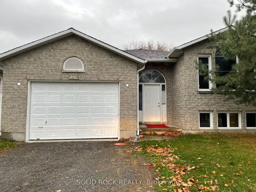 492 Boxwood St, Kingston, ON, K7M9C4 | Card Image