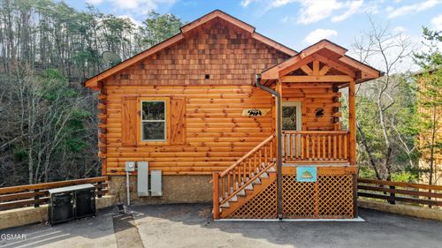 2182 Bear Haven Way, Sevierville, TN, 37862 | Card Image