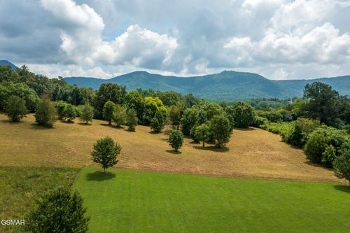 4151 Newport Hwy, Sevierville, TN, 37876-1209 | Card Image