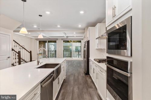 60-12910 Sunrise Ridge Aly, HERNDON, VA, 20171-6289 | Card Image