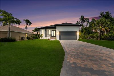 280 Antis Drive, House other with 3 bedrooms, 3 bathrooms and null parking in Rotonda West FL | Image 2