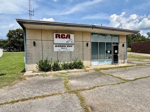 925 Charles Perry Ave, Sardis, GA, 30456-2840 | Card Image