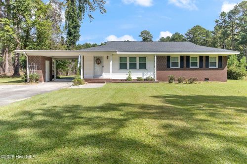 1102 Mary Ln, Whiteville, NC, 28472-2924 | Card Image