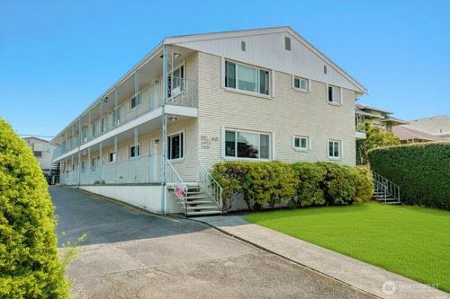 2501 Rucker Avenue, Everett, WA, 98201 | Card Image