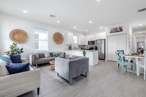 3188 Hiawatha Ave, West Palm Beach, FL, 33409 | Card Image