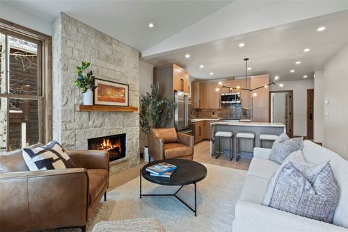 b-203 N Ridge St, BRECKENRIDGE, CO, 80424-6497 | Card Image