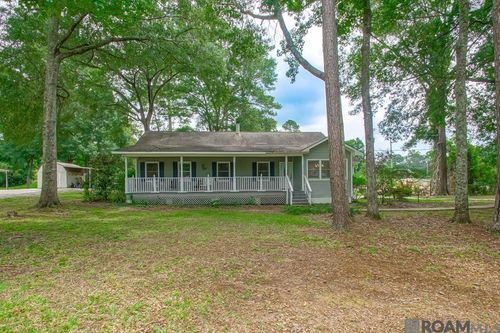 33120 Beverly Dr, Denham Springs, LA, 70706-1042 | Card Image