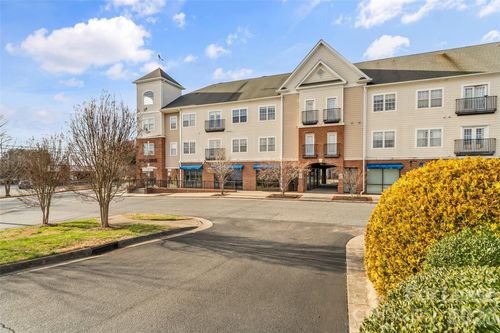 1410 4th Street Dr Nw, Hickory, NC, 28601-2573 | Card Image