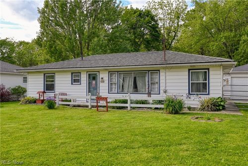 2161 Savoy Ave, Akron, OH, 44305-2132 | Card Image