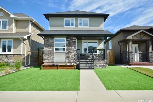 414 Veltkamp Cres, Saskatoon, SK, S7T0S2 | Card Image