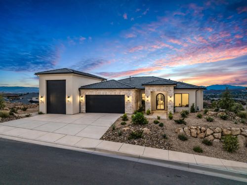 2098 S Pinto St, Washington, UT, 84780-8366 | Card Image