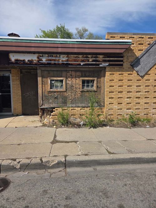 3838 W 79th St, Chicago, IL, 60652-1815 | Card Image