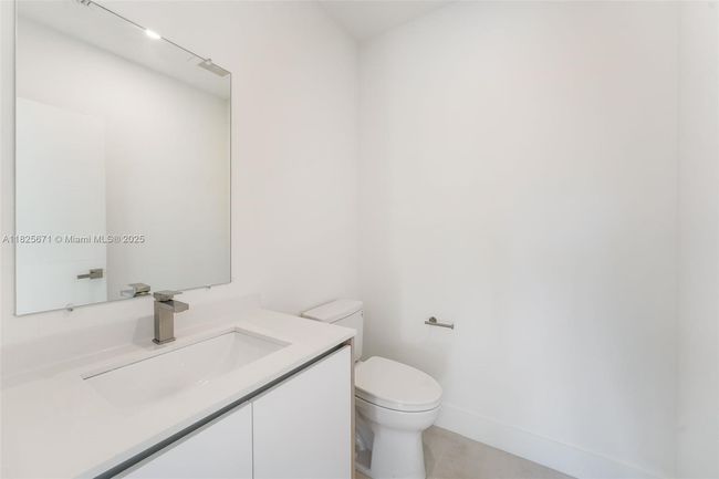 3349 - 3345 Sw 22 Nd Ter, Townhouse with 3 bedrooms, 3 bathrooms and null parking in Miami FL | Image 5