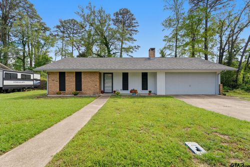 801 W Sunset Blvd, Overton, TX, 75684-1521 | Card Image