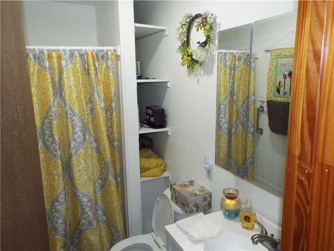 202 2 Nd Ave, House other with 4 bedrooms, 2 bathrooms and 2 parking in Elco PA | Image 21