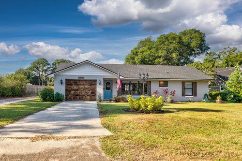 13936 Donovan Ln, Grand Island, FL, 32735-9104 | Card Image
