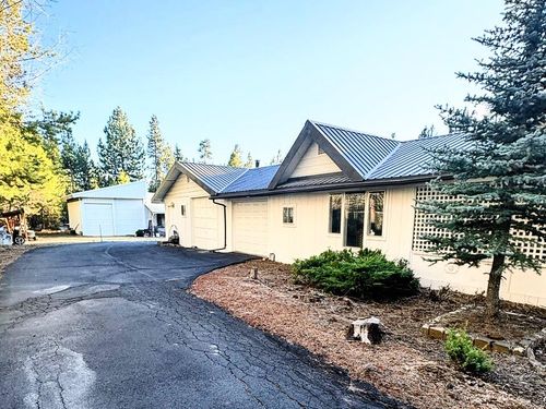 15845 Burgess Rd, La Pine, OR, 97739-9534 | Card Image