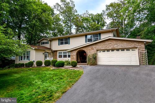 3203 Riverview Dr, TRIANGLE, VA, 22172-1421 | Card Image