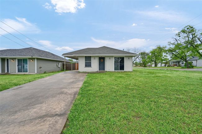 1500 Kennedy St, House other with 3 bedrooms, 2 bathrooms and null parking in Bonham TX | Image 4
