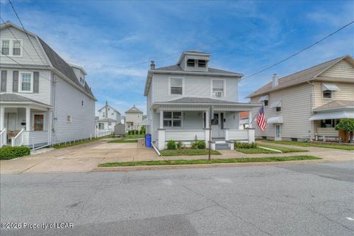 335 Phillips St, Hanover Township, PA, 18706-1316 | Card Image