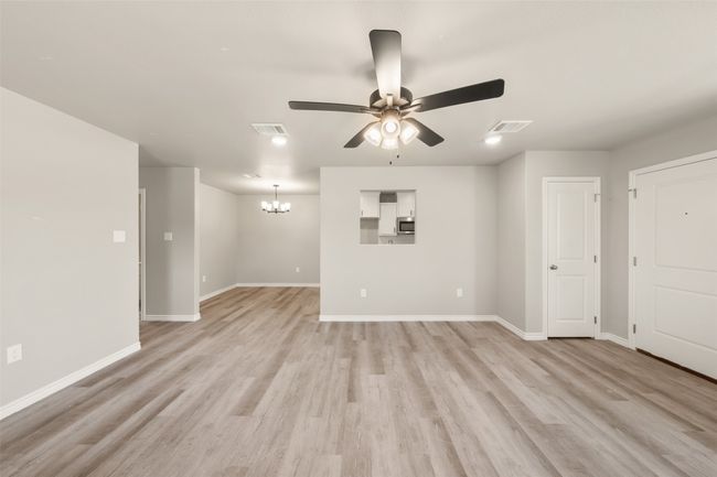 218 Melissa St, Home with 3 bedrooms, 2 bathrooms and null parking in Eddy TX | Image 7