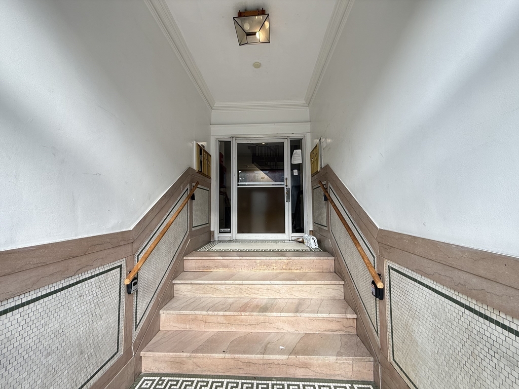 Residential Lease in Boston 3