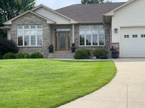 1507 18th Ave Sw, Austin, MN, 55912-2700 | Card Image