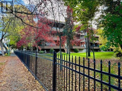 106-539 Sutherland Ave, Kelowna, BC, V1Y5X3 | Card Image