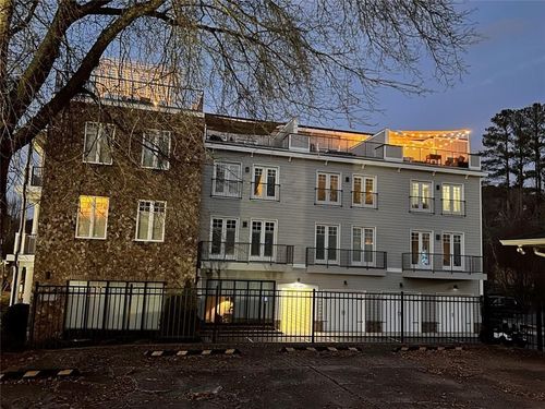 307 Canton Way, Roswell, GA, 30075-3669 | Card Image