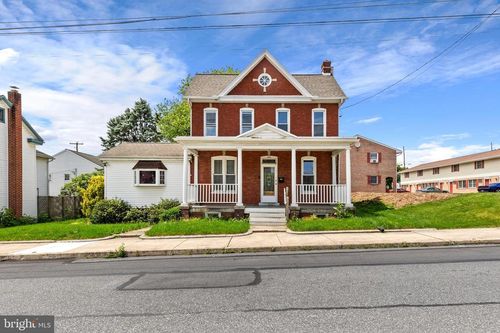 214 N Hanover St, ELIZABETHTOWN, PA, 17022-1906 | Card Image