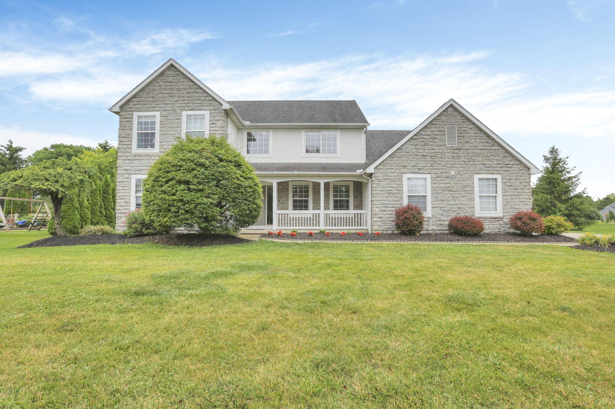 Madison Pl, Canal Winchester, OH 43110