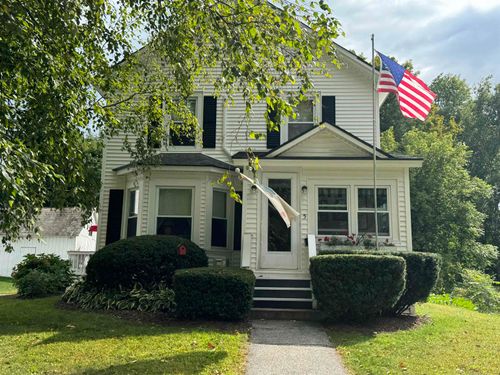 5 Reynolds St, Proctor, VT, 05765-1114 | Card Image