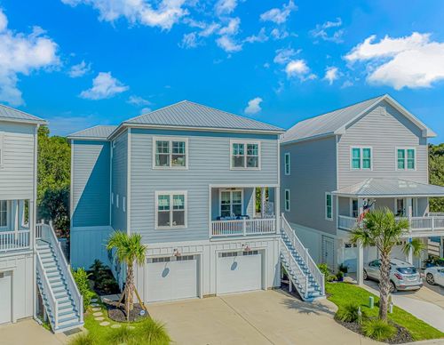 111 Enclave Pl, Pawleys Island, SC, 29585-5904 | Card Image
