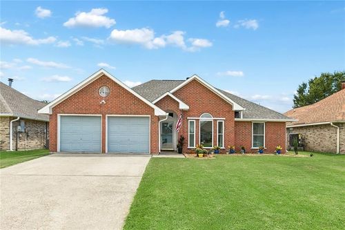 191 Moonraker Dr, Slidell, LA, 70458-5522 | Card Image