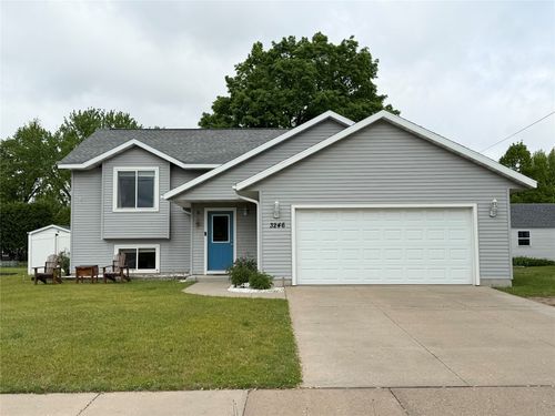 3246 Anderson Dr, Eau Claire, WI, 54703-0927 | Card Image