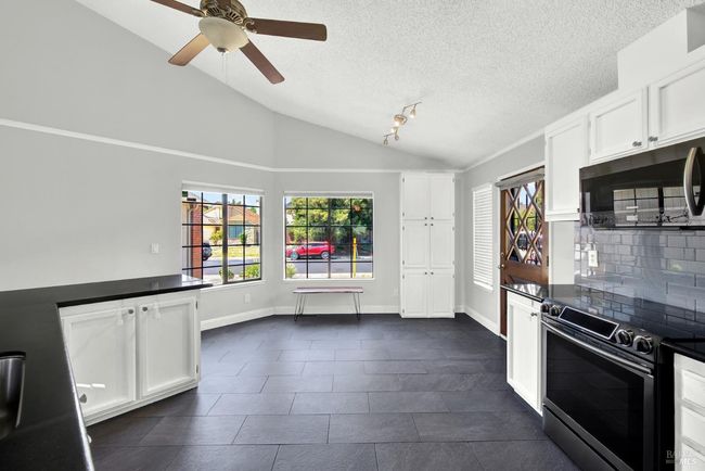 945 Hickory Avenue, House other with 3 bedrooms, 2 bathrooms and 2 parking in Fairfield CA | Image 28