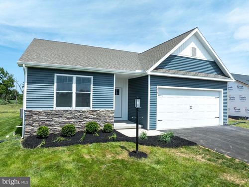 218 Heirloom Dr, CENTRE HALL, PA, 16828-0657 | Card Image