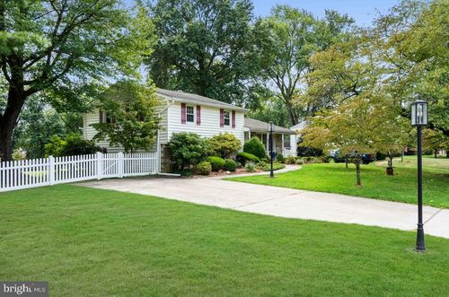 319 Holly Knoll Dr, CHURCHVILLE, PA, 18966-1437 | Card Image