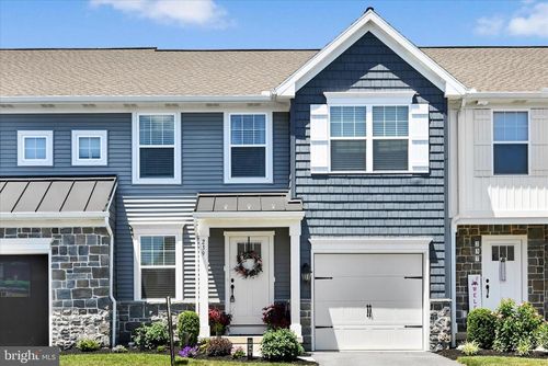 239 Highland Ct, ANNVILLE, PA, 17003-2142 | Card Image