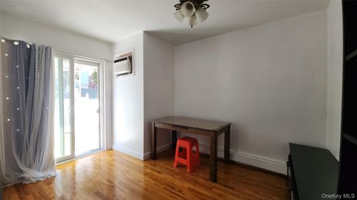5434 83rd St, Elmhurst, NY, 11373-4724 | Card Image