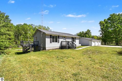 7032 N Woodruff Road, Weidman, MI, 48893 | Card Image